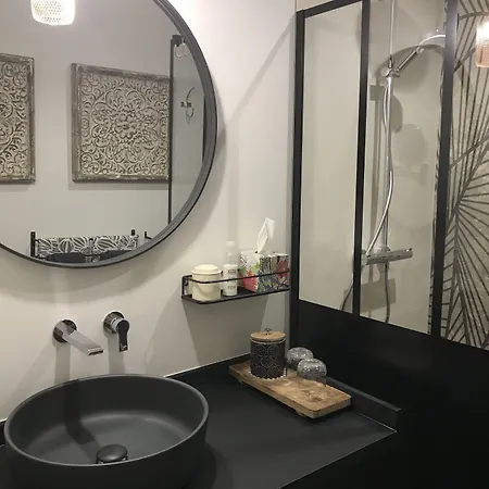 فندق مبيت وإفطار Porte 90 3*