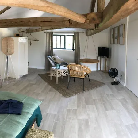 Porte 90 3* Saint-Georges-du-Bois (Charente-Maritime)