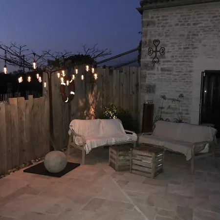فندق مبيت وإفطار Porte 90 Saint-Georges-du-Bois (Charente-Maritime)