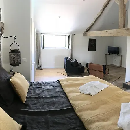 فندق مبيت وإفطار Porte 90 Saint-Georges-du-Bois (Charente-Maritime)