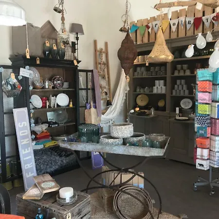 فندق مبيت وإفطار Porte 90 Saint-Georges-du-Bois (Charente-Maritime)