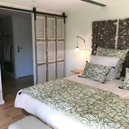 فندق مبيت وإفطار Porte 90 Saint-Georges-du-Bois (Charente-Maritime)