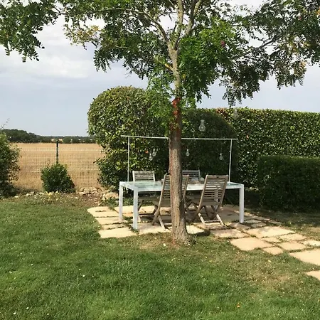 فندق مبيت وإفطار Porte 90 Saint-Georges-du-Bois (Charente-Maritime)