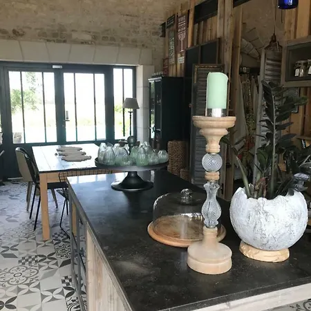 Porte 90 فندق مبيت وإفطار 3*